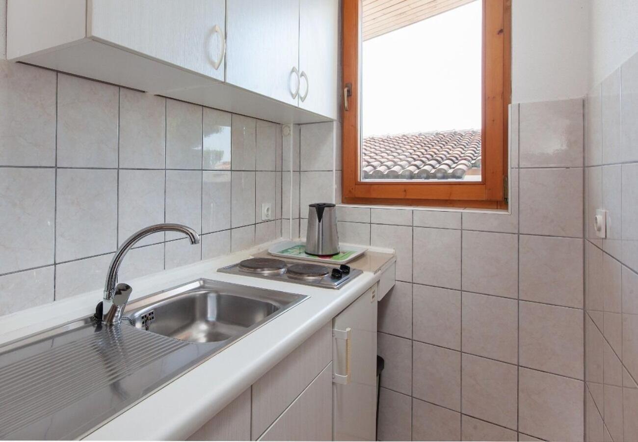 Apartment Ante M Brela Eksteriør bilde