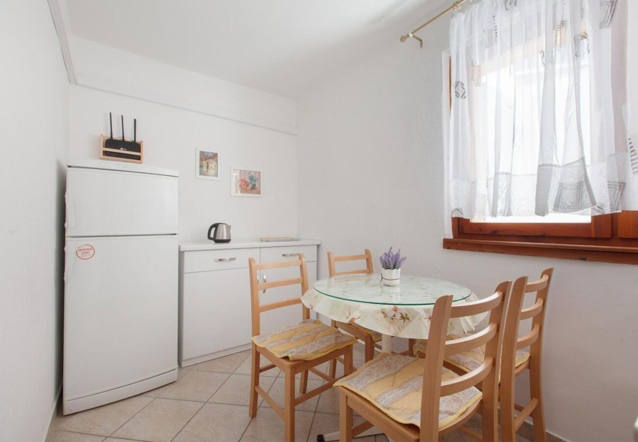 Apartment Ante M Brela Eksteriør bilde