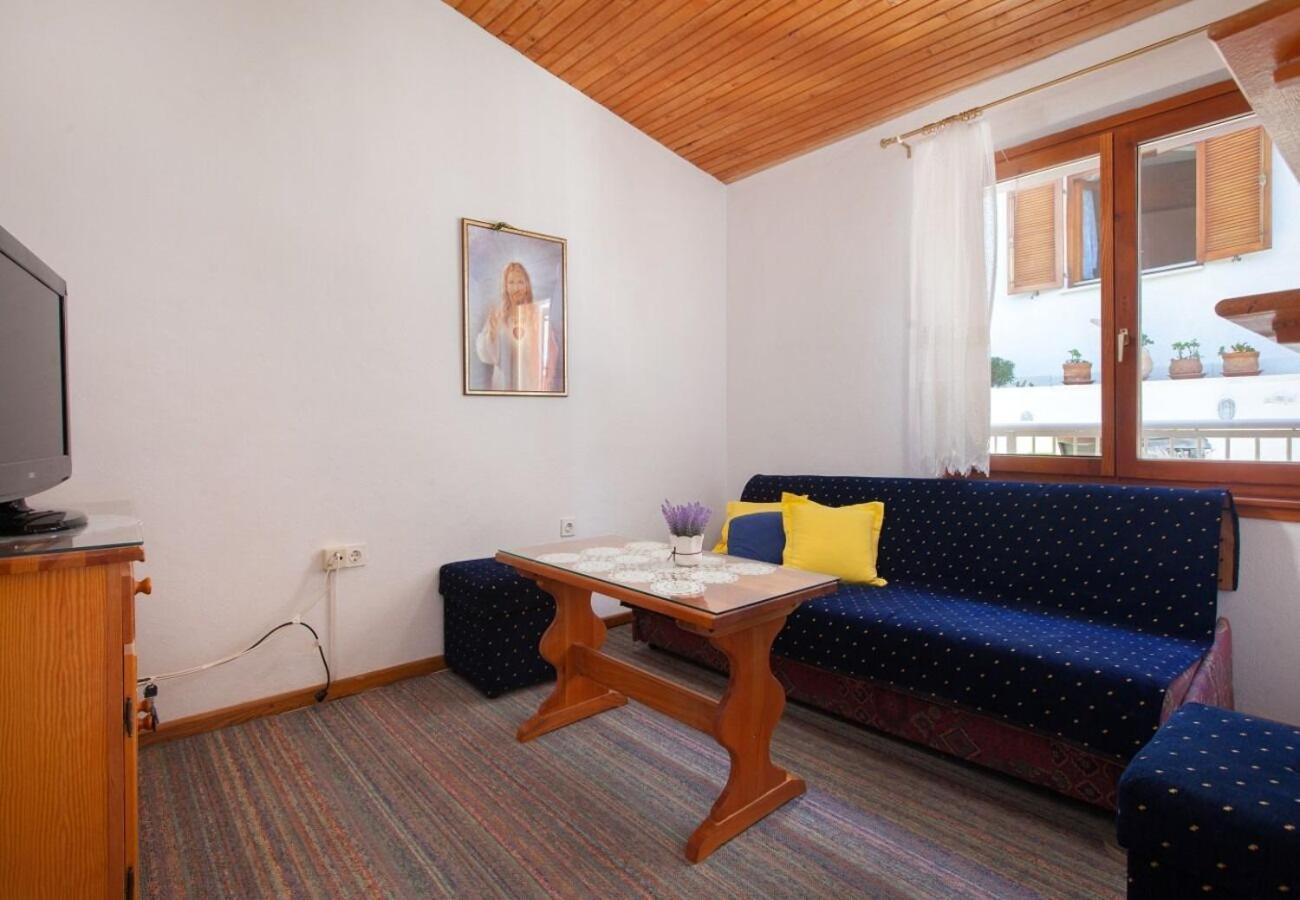 Apartment Ante M Brela Eksteriør bilde